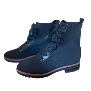 NWOT Bandolino Combat Boots Womens 8.5 Ribbed Lace Up Almond Toe Pull On Black